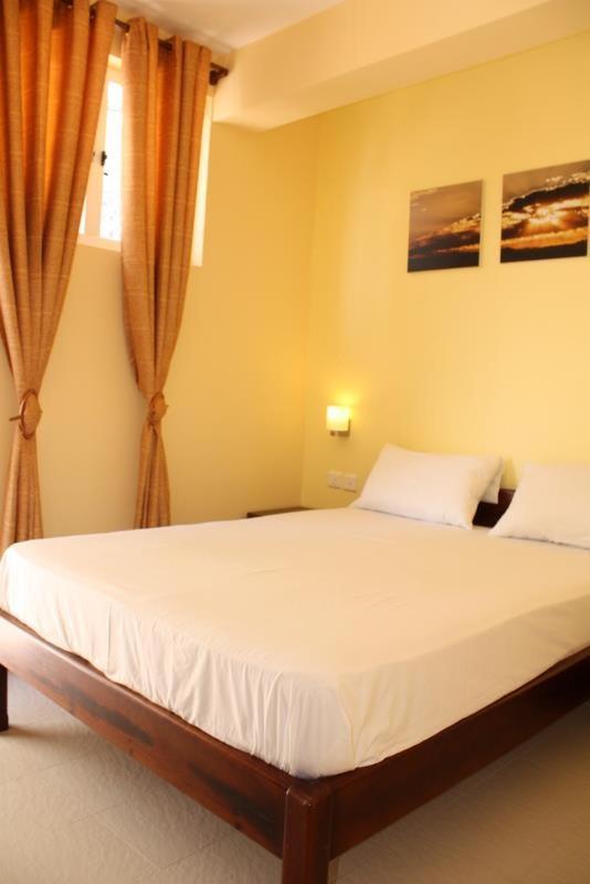 Le Cactus Guesthouse Terre Rouge  Exterior foto